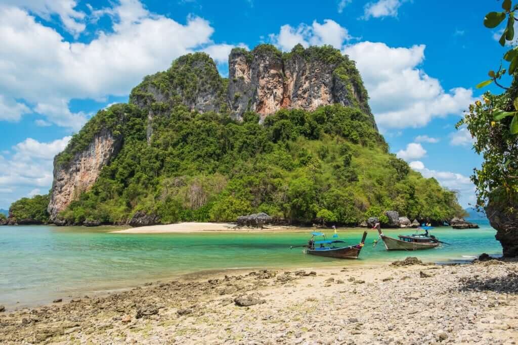 Beach and limestone cliffs in the Hong Islands group
