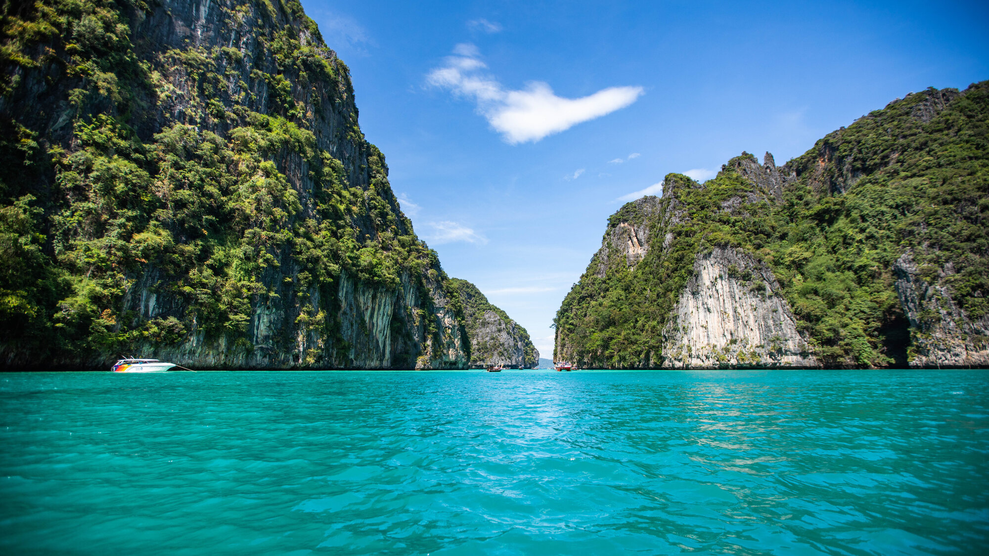 Limestone cliffs around Pileh Lagoon